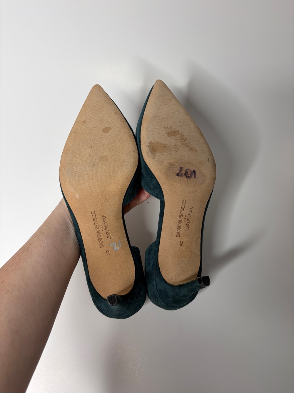 Banana Republic Factory Suede d'Orsay Pump Heels in Pixie Dust Green Size 9 - Picture 7 of 9